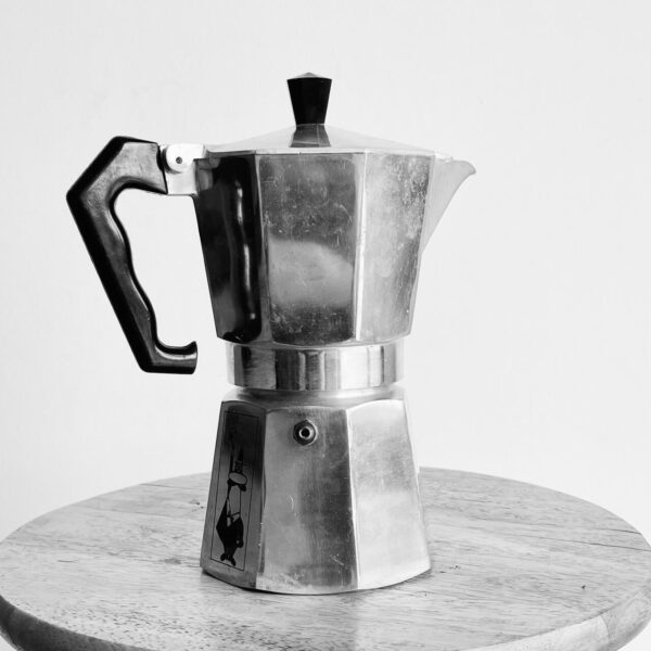 Cafetière italienne Bialetti Moka Express d'occasion pour 3 tasses – Image 2